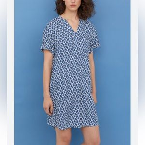 NWT H & M V Neck Dress